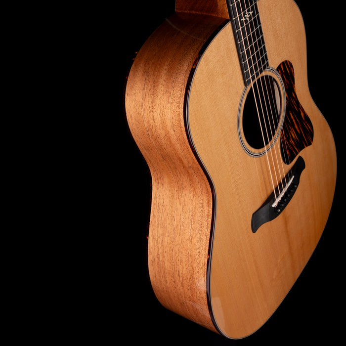 Taylor Truetone Custom Gold Label 817e Mahogany Natural with Case