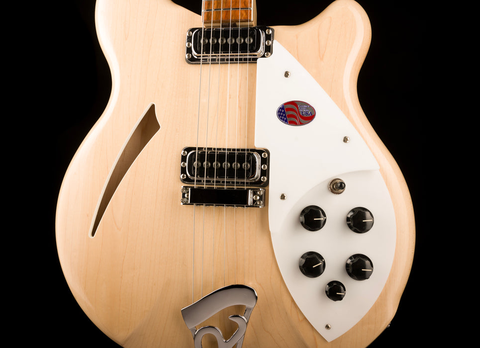 Rickenbacker 360 Mapleglo Semi Hollow Guitar With Case