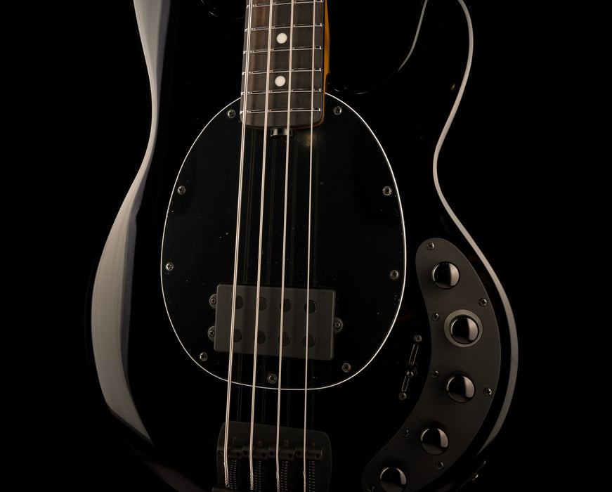 Ernie Ball Music Man DarkRay Bass Obsidian Black With Mono Case