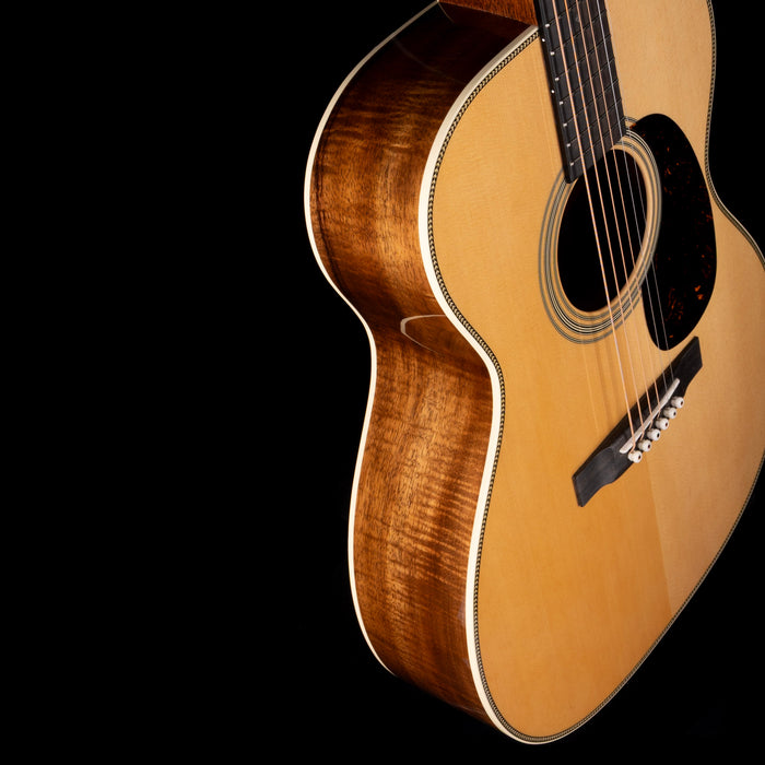 Martin Custom Shop 000-18 Exceptional Broad Figured Koa Natural With Case