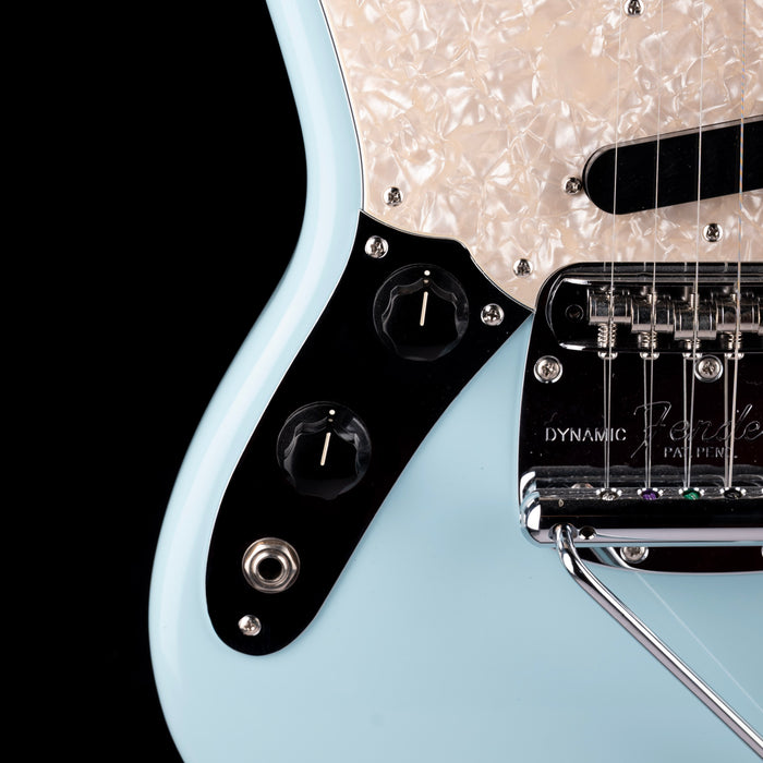 Pre-Owned 2025 Fender Japan FSR Traditional II 60s Mustang Left-Handed Daphne Blue with Gig Bag
