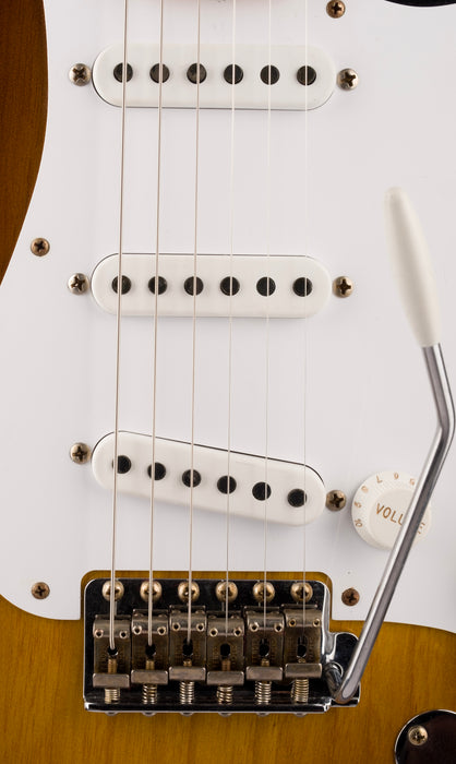 Fender Custom Shop Limited Edition 70th Anniversary Stratocaster Journeyman Relic Wide Fade 2-Tone Sunburst