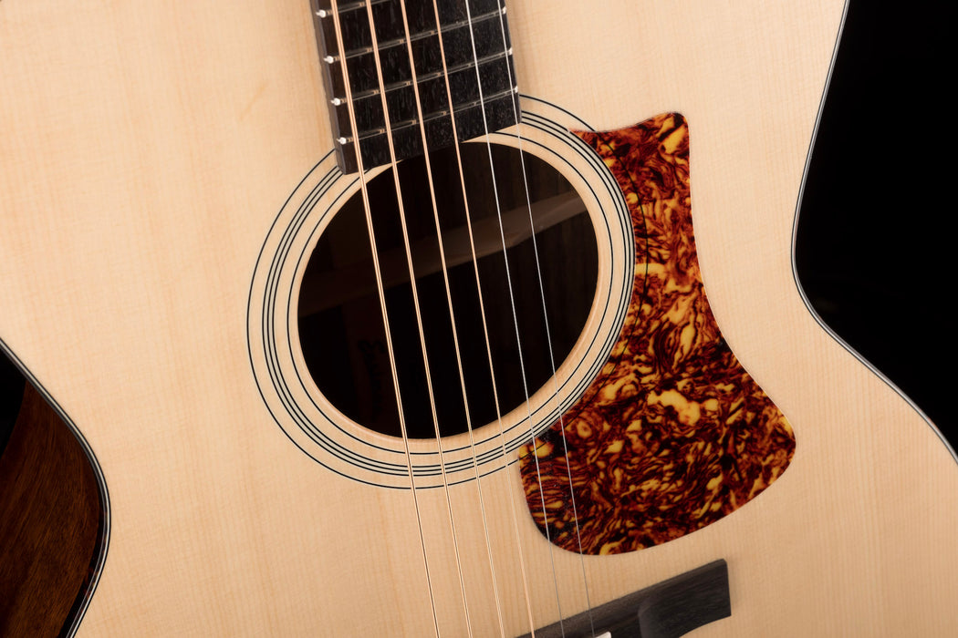 Pre Owned Eastman AC222CE Acoustic Guitar With Gig Bag