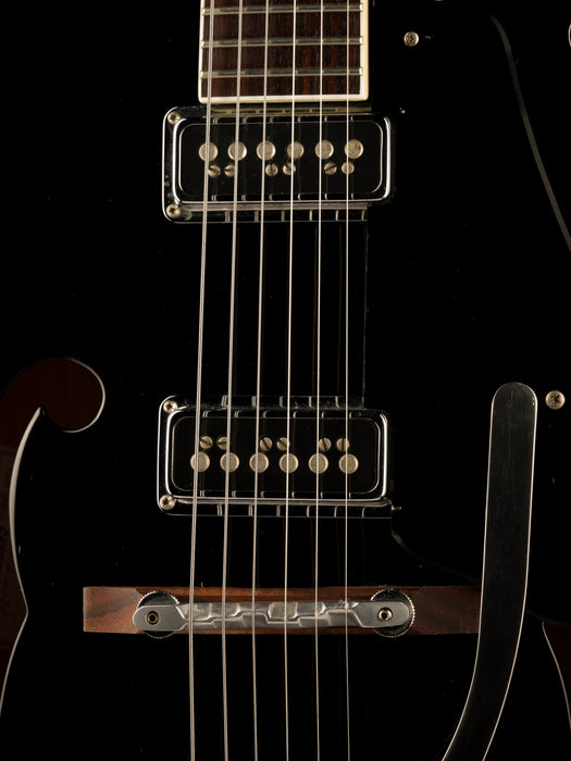 Pre Owned Gretsch G5125 Electromatic Hollowbody Electric Guitar Black With Case