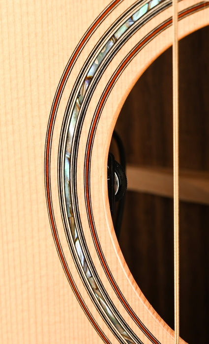 Pre Owned Yamaha LL56 ARE Jumbo Acoustic Electric Guitar With OHSC