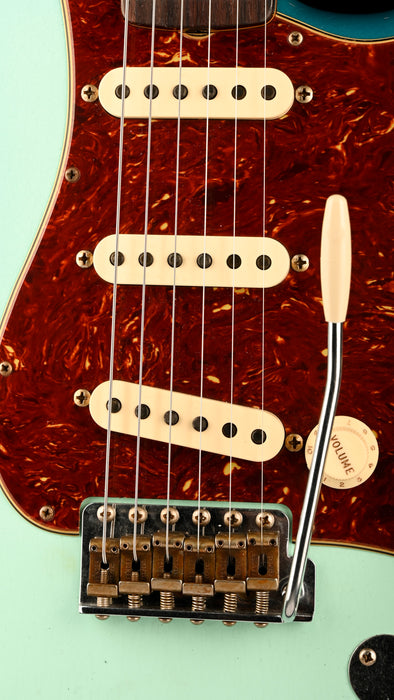 Fender Custom Shop 1962 Stratocaster Journeyman Relic Surf Blue Burst
