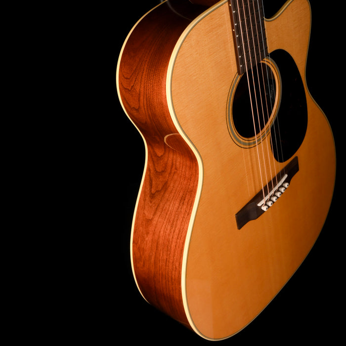 Martin Custom Shop 000-18E Cherry Sitka Spruce Acoustic Electric Guitar