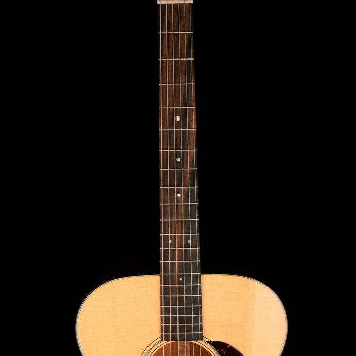 Martin 000-18 Standard (2025) Natural Acoustic Guitar with Case