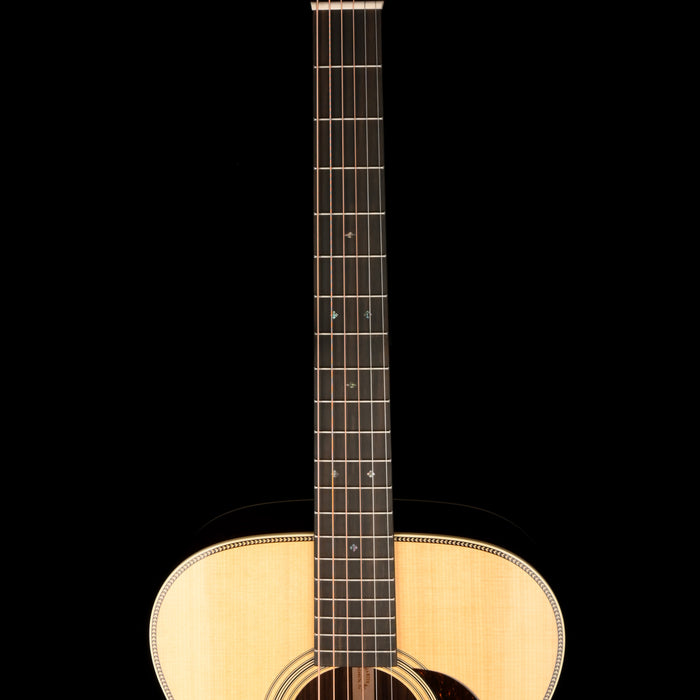 Martin 000-28 Standard (2025) Natural Acoustic Guitar with Case