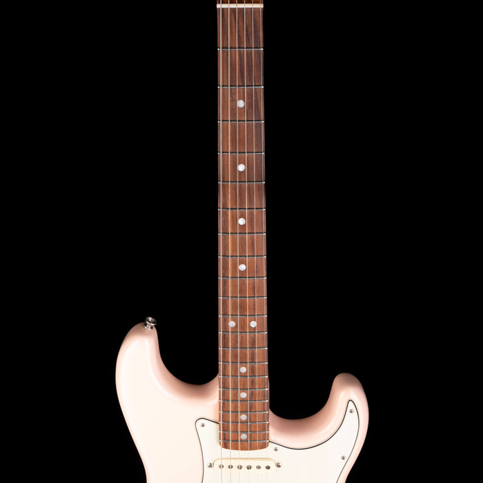 Used 2020 Fender American Original '60s Stratocaster Shell Pink with OHSCUsed 2020 Fender American Original '60s Stratocaster Shell Pink with OHSC