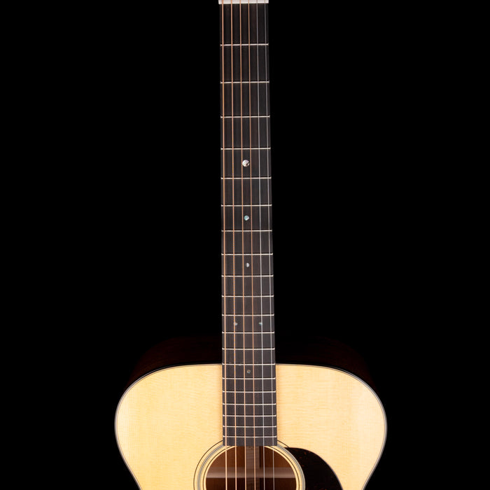 Martin 000-18 Standard (2025) Natural Acoustic Guitar with Case