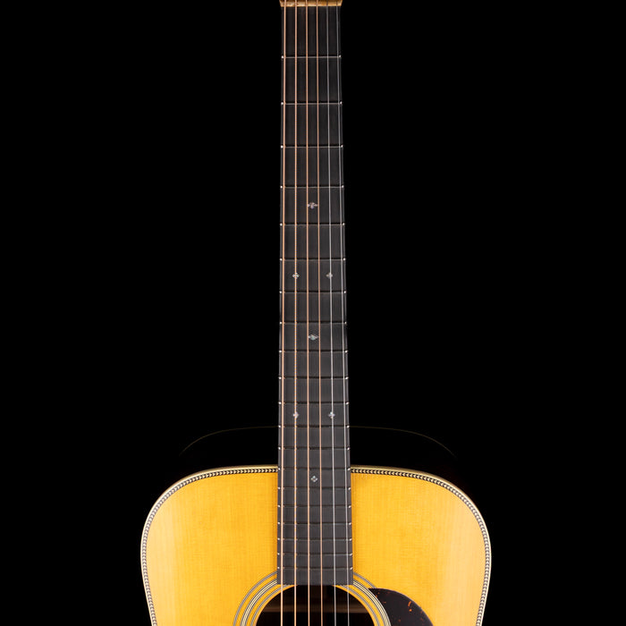 Martin D-28 Authentic 1937 Aged Natural with Case