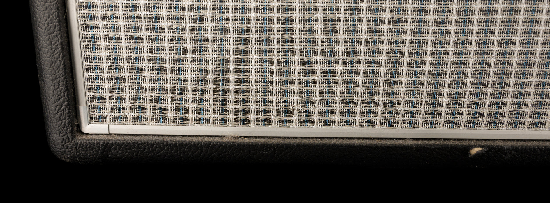 Pre Owned 2018 Fender Limited Edition ’68 Custom Deluxe Reverb Pine Neo Guitar Amp Combo with Cover