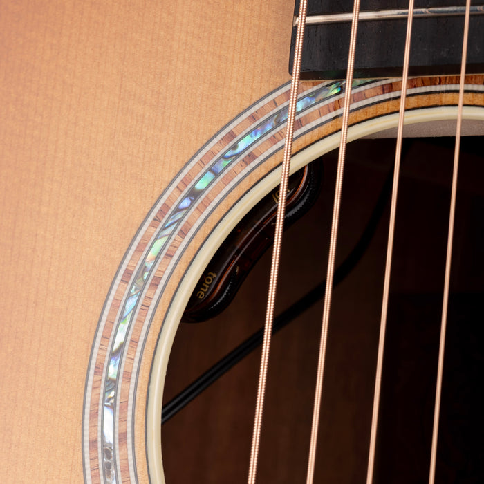 Taylor Gold Label K14e Koa Golden Brown Sunburst With Case