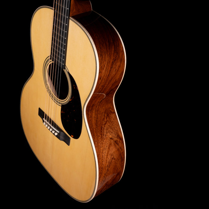 Martin Custom Shop 000-28 Slotted Headstock Guatemalan Rosewood With Italian Alpine Spruce With Case