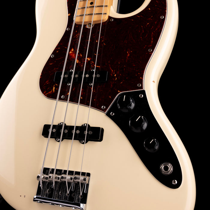 Pre-Owned 2012 Fender American Standard Jazz Bass MN - Olympic White With Gig Bag
