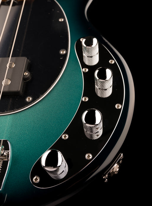 Ernie Ball Music Man StingRay Special Bass Frost Green Pearl Roasted Maple With Case