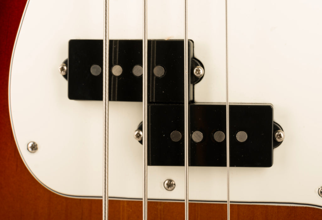 Used Fender Player Precision Bass Maple 3-Tone Sunburst With OHSC