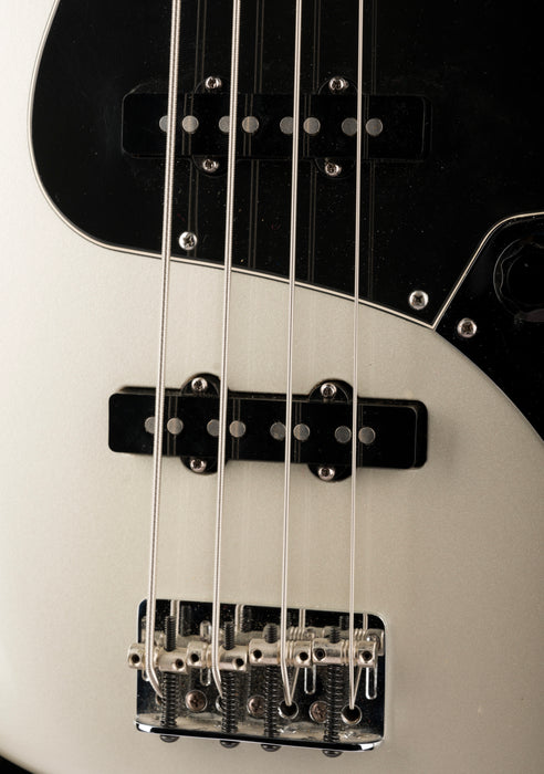 Used 2004 Fender American Jazz Bass Rosewood Fingerboard Chrome Silver With OHSC