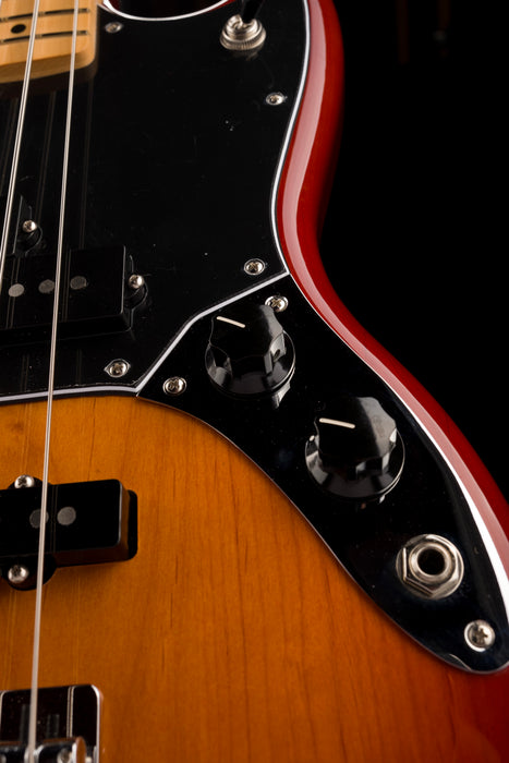 Pre Owned Fender Player Mustang PJ Bass Sienna Sunburst With Gig Bag