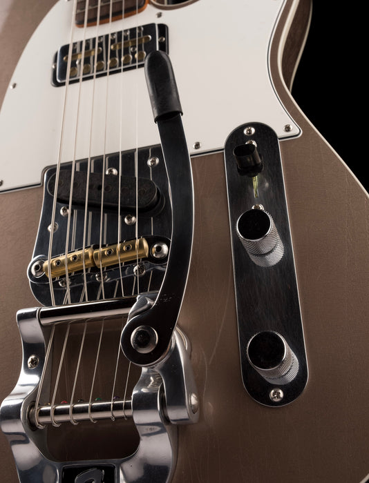 Fender Custom Shop Masterbuilt Paul Waller Baritone Telecaster Custom Deluxe Closet Classic Shoreline Gold