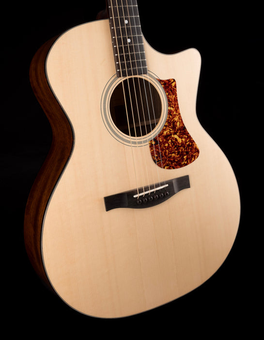 Pre Owned Eastman AC222CE Acoustic Guitar With Gig Bag