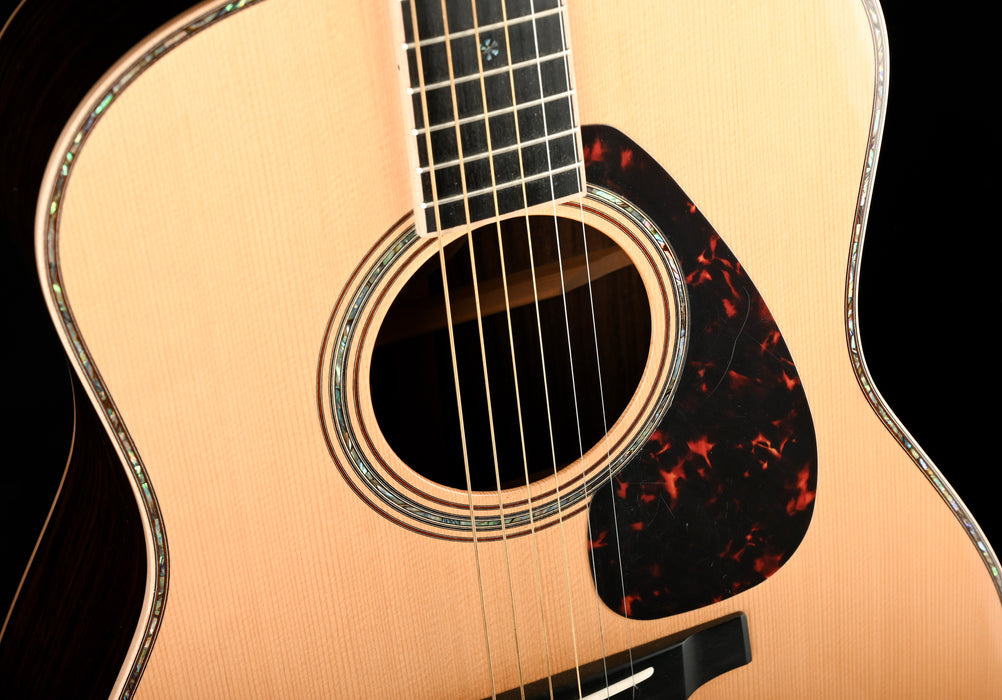 Pre Owned Yamaha LL56 ARE Jumbo Acoustic Electric Guitar With OHSC