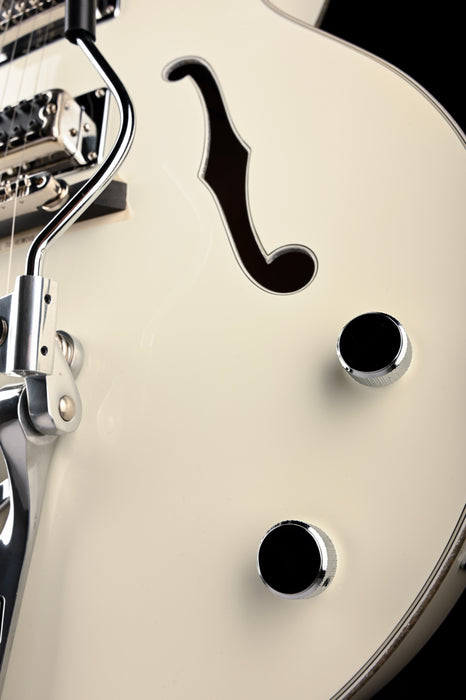 Pre Owned Gretsch G7593T-BD Billy Duffy White Falcon With OHSC - JT20093653