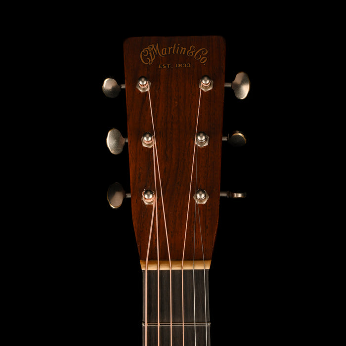 Martin D-28 Authentic 1937 Aged Natural with Case