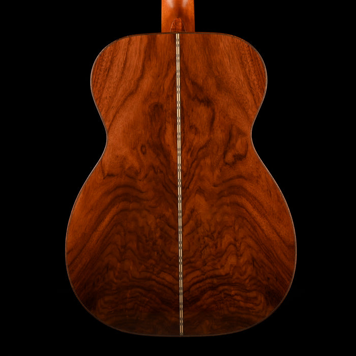 Martin Custom Shop 00-28 Deep Body Wild Grain East Indian Rosewood and Italian Alpine Spruce