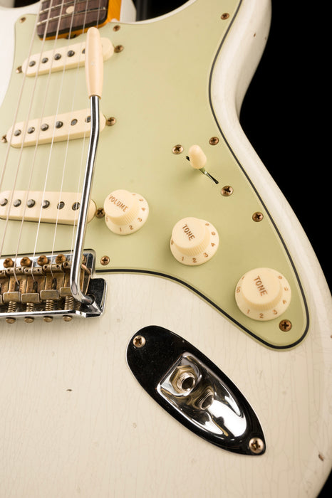 Fender Custom Shop Limited Edition 1964 Stratocaster Relic Aged Olympic White