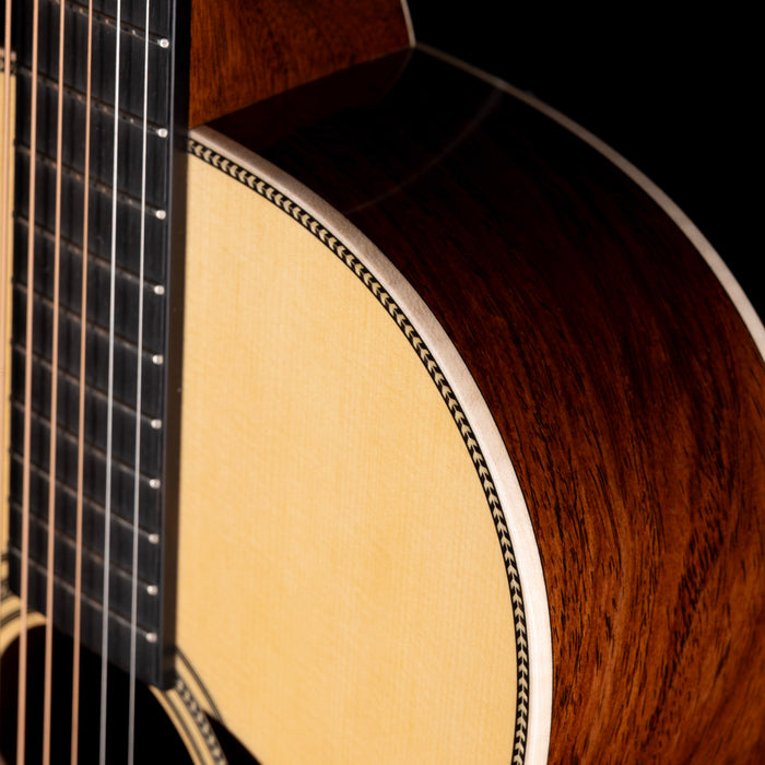 Martin Custom Shop 000-28 Slotted Headstock Guatemalan Rosewood With Italian Alpine Spruce With Case