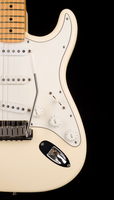 Pre Owned 1995 Fender Stratocaster American Standard Vintage White - MN N538957