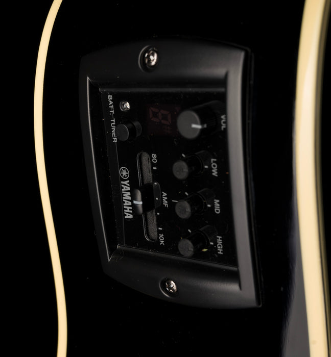 Pre Owned Yamaha FGX830C Dreadnought Cutaway Black With Case