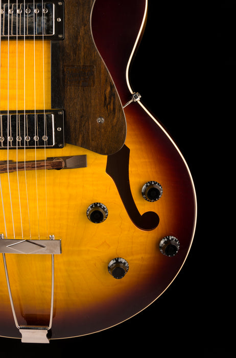 Pre Owned Heritage H-575 Vintage Sunburst Electric Guitar With Case