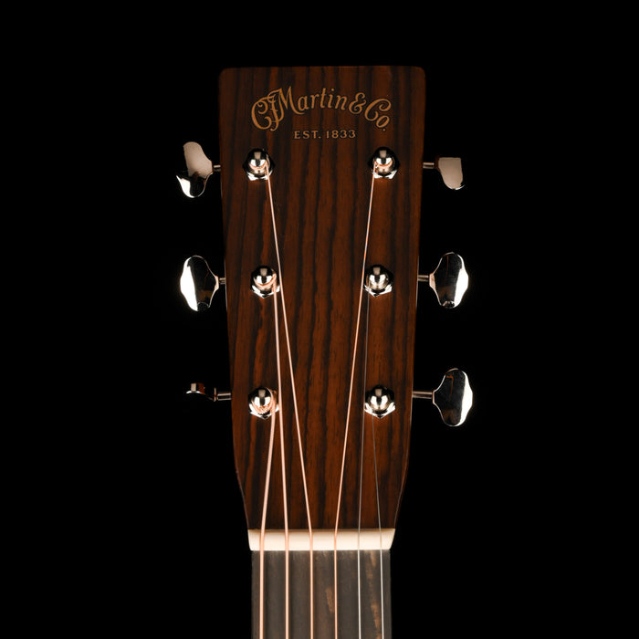 Martin OM-28E Standard (2025) LR Baggs Natural Acoustic Electric Guitar with Case