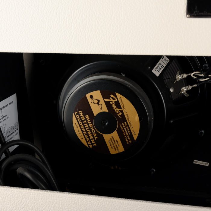 Pre Owned Fender Limited Edition Hot White Bronco '65 Twin Reverb Reissue Guitar Amp Combo with Footswitch and Cover