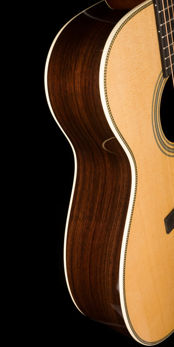 Martin 000-28 Standard Series Acoustic Guitar
