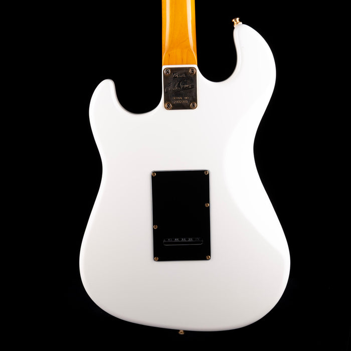 Used Burns Club Series Marquee with Seymour Duncan Pickups White with Case