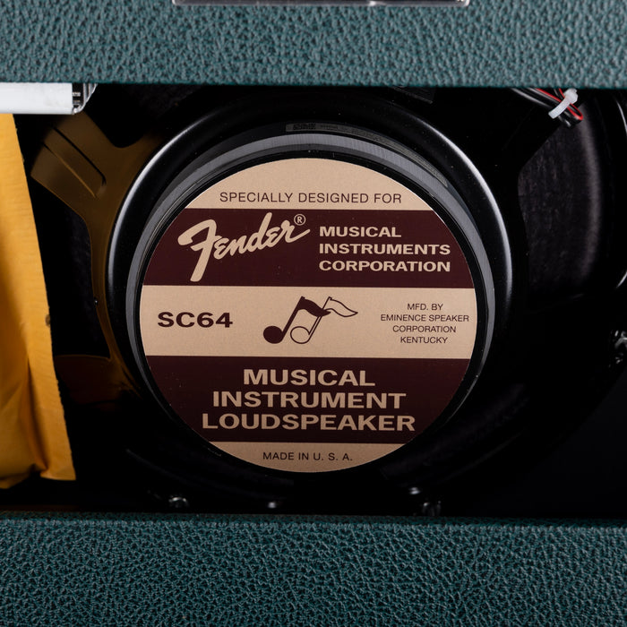 Fender Limited Edition '65 Deluxe Reverb Guitar Amplifier British Racing Green