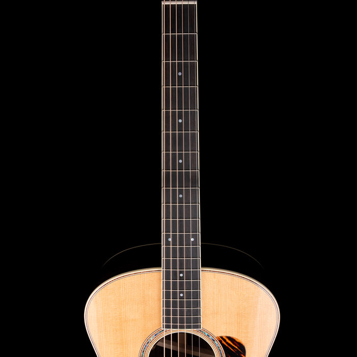 Taylor Truetone Custom Select Gold Label 814e Super Auditorium Rosewood Natural with Case