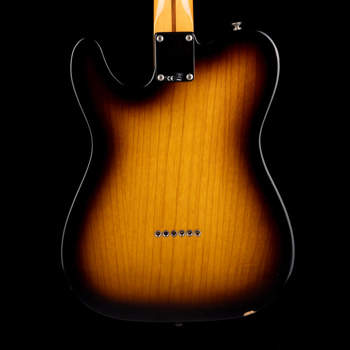 Pre-Owned 2010 Fender Classic Series 50's Esquire 2-Tone Sunburst With Case