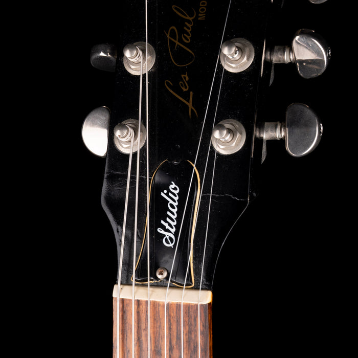 Pre-Owned 2005 Gibson Les Paul Studio in Gloss Ebony With OHSC