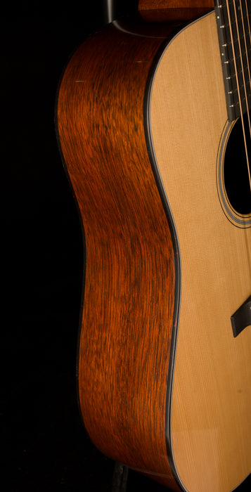 Martin D-18 Authentic 1937 Acoustic Guitar With Case