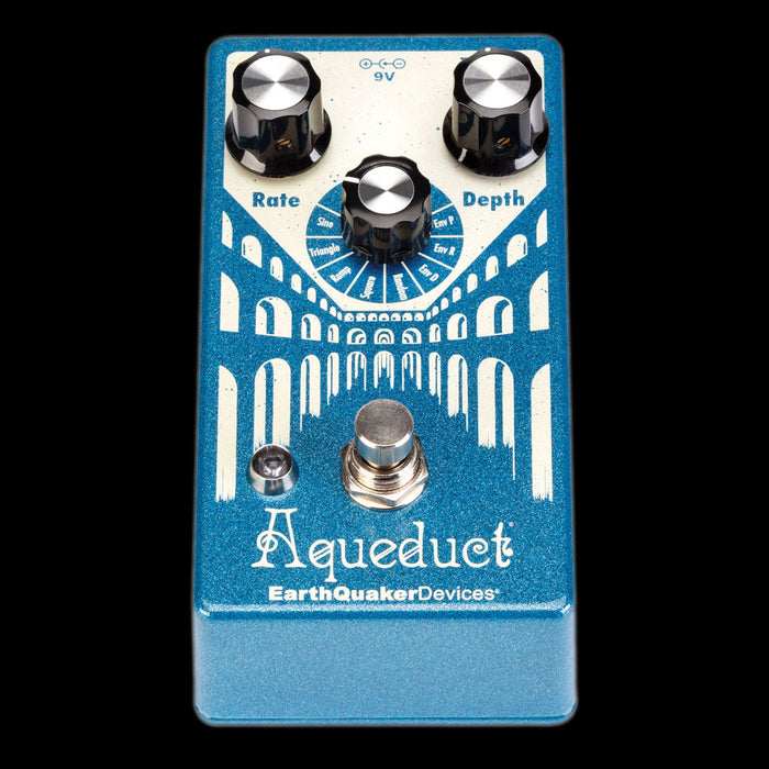 EarthQuaker Devices Aqueduct Vibrato Front Angle Up