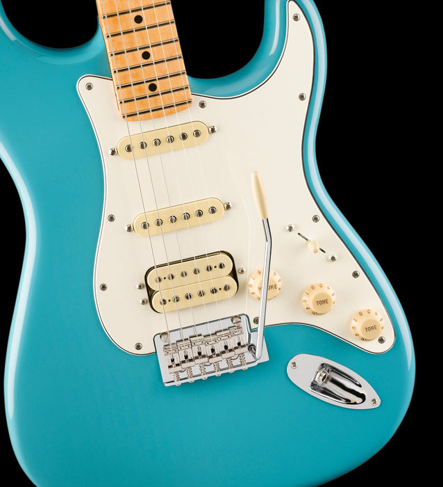 Fender Player II Stratocaster HSS Maple Fingerboard Aquatone Blue Front Body