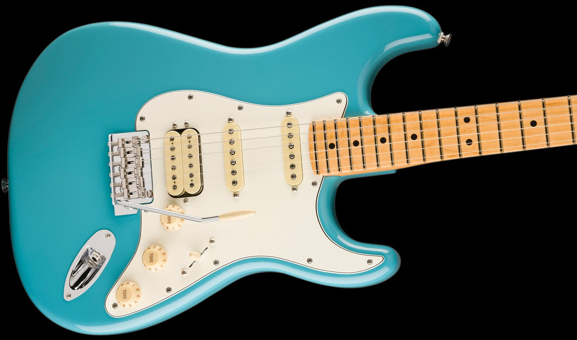 Fender Player II Stratocaster HSS Maple Fingerboard Aquatone Blue Contour Body