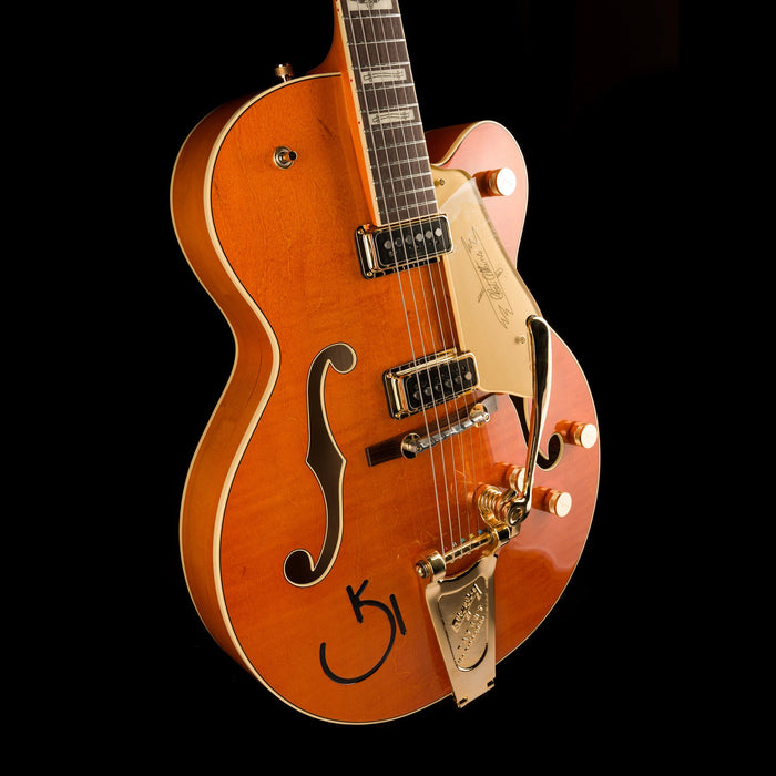 Gretsch G6120T-55 Vintage Select Edition '55 Chet Atkins Hollow Body with Bigsby Vintage Orange Stain Lacquer Left Angle