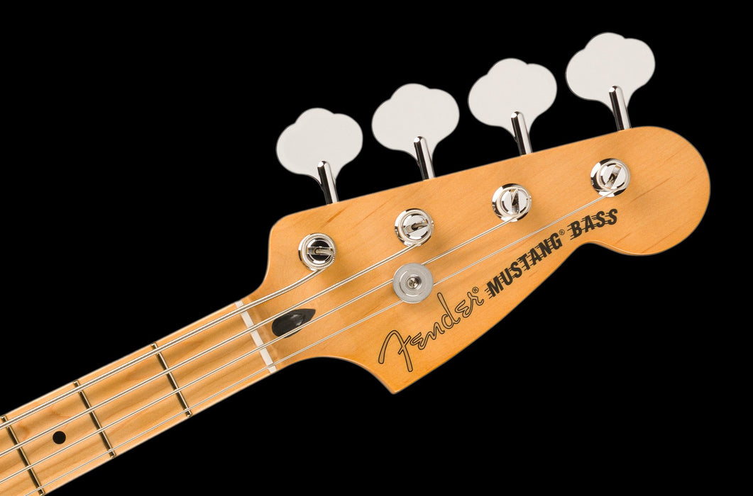 Fender Player II Mustang Bass PJ Maple Fingerboard 3-Color Sunburst Headstock Front