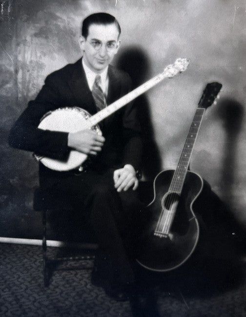 Vintage 1930's Bacon and Day Montana Silver Bell Style No. 4 Tenor Banjo with OHSC - Frank Ovanin Collection